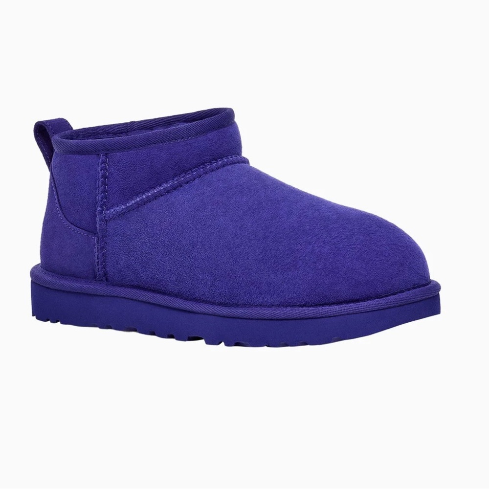 NEW UGG Women Classic Ultra Naval Blue Shearling Suede Boots Size 37/7.5